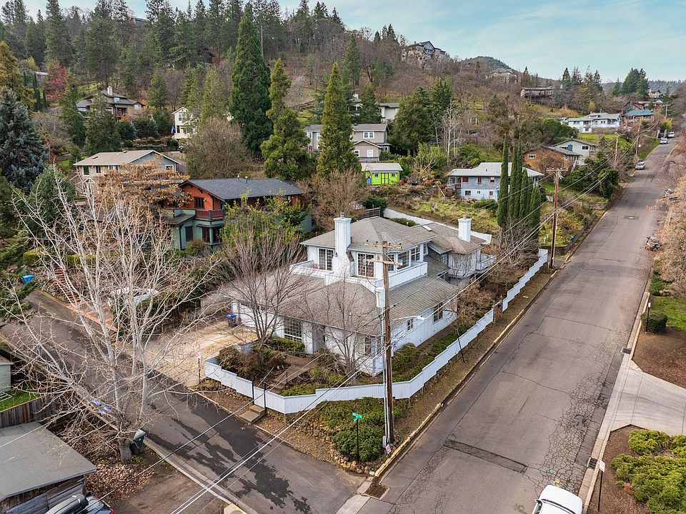 1st image of 369 Alta Ave