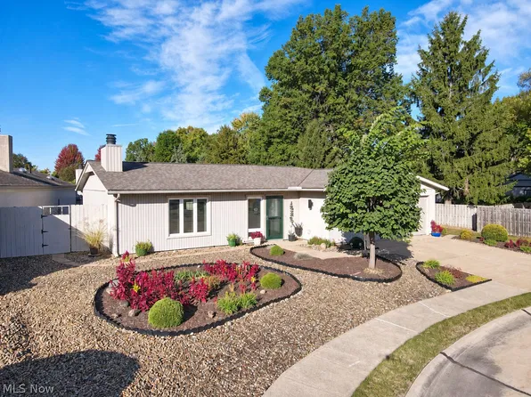 11018 Southwind Ct, Strongsville, OH 44149