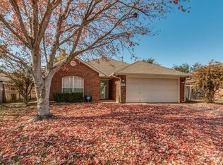 4108 Gyrfalcon Dr, Norman, OK 73072
