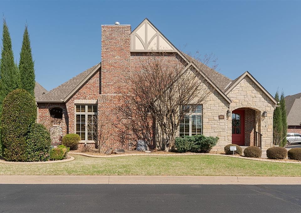 1st image of 1021 Villas Creek Dr