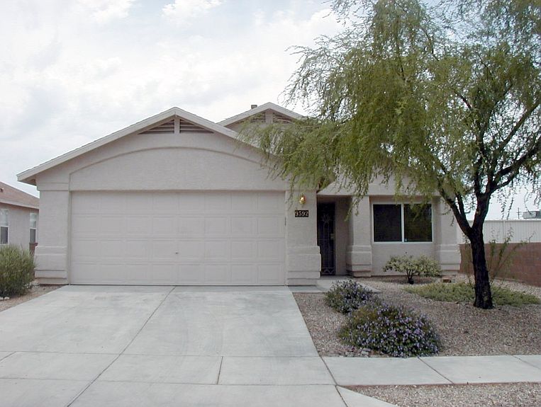 1st image of 9592 E Vendela St