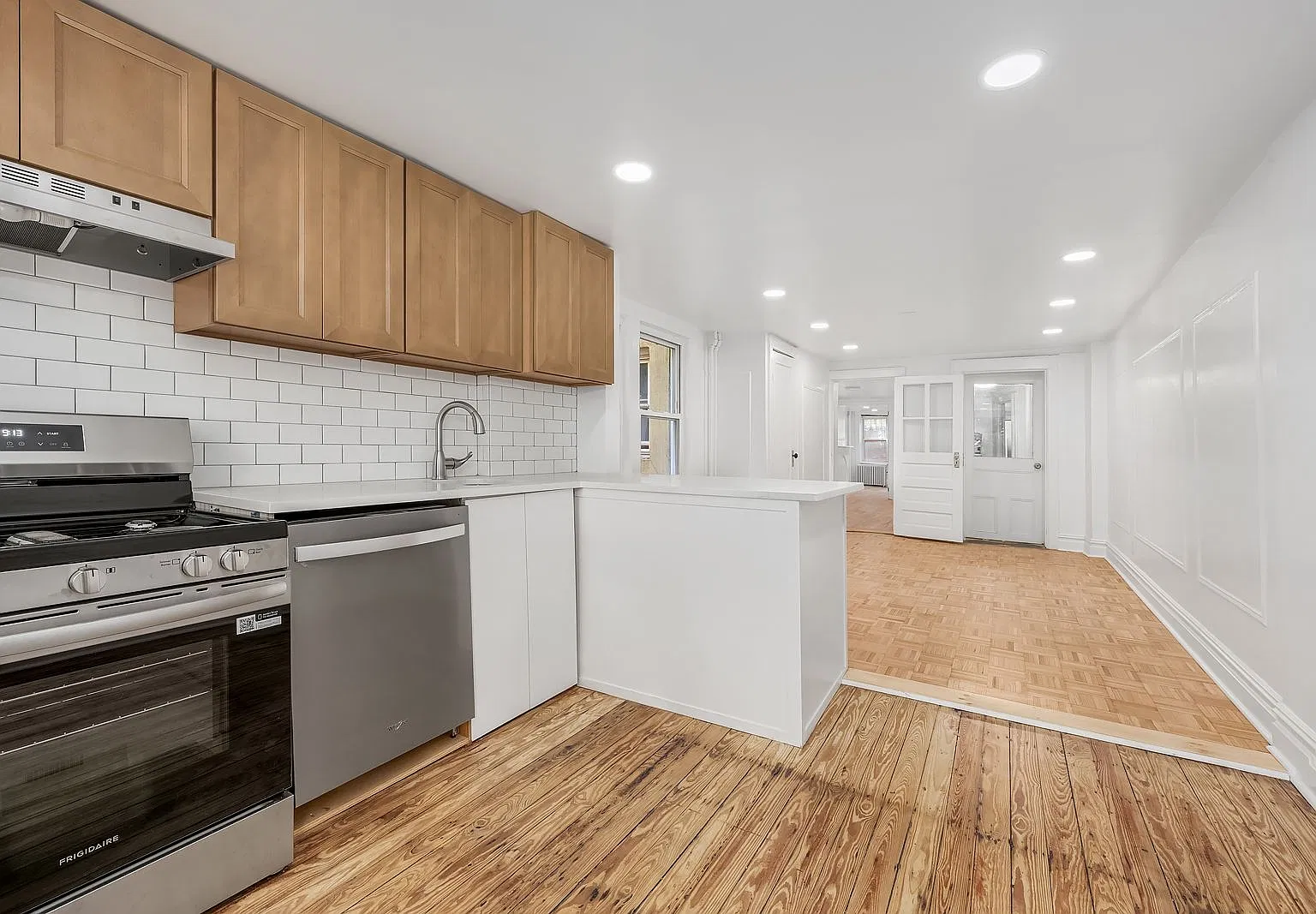 439 Union Street — Photo 2