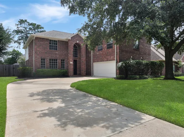 9022 Memorial Creek Dr, Spring, TX 77379