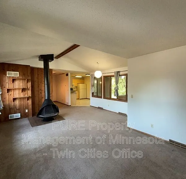 1514 N Timber Rdg — Photo 9
