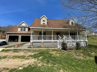 2257 Upper Copper Creek Rd, Castlewood, VA