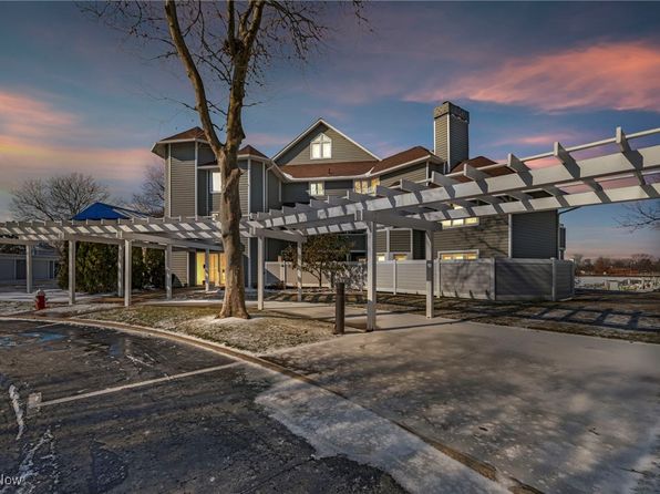 81 Marina Point Dr UNIT 81, Sandusky, OH 44870