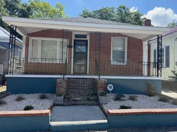 1009 S 6th St, Wilmington, NC 28401