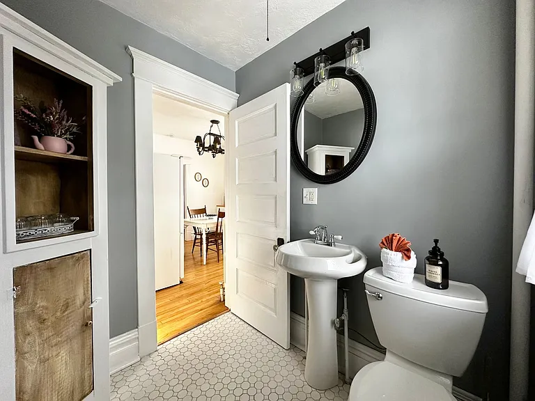 610 Jefferson St — Photo 28