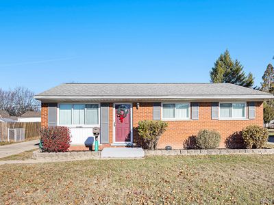 12833 Docksin Dr, Sterling Heights, MI, 48313