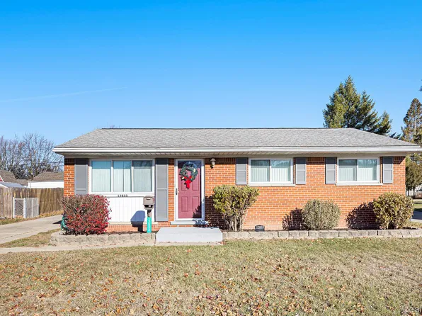 12833 Docksin Dr, Sterling Heights, MI 48313