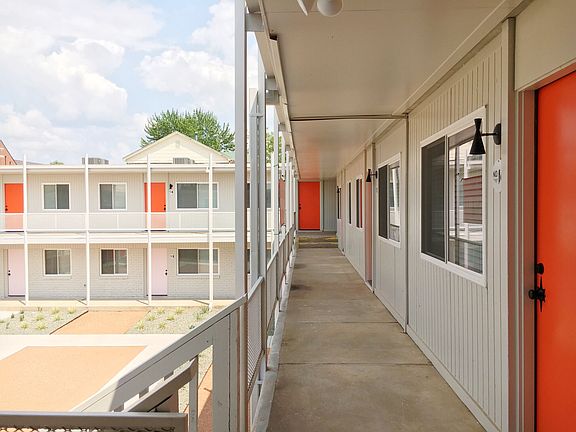 5th image of 1844 NW 23rd St APT 16