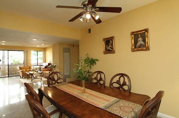 1st image of 324 N Palm Dr Unit 107