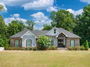 851 Lake Blvd, Scottsboro, AL 35769