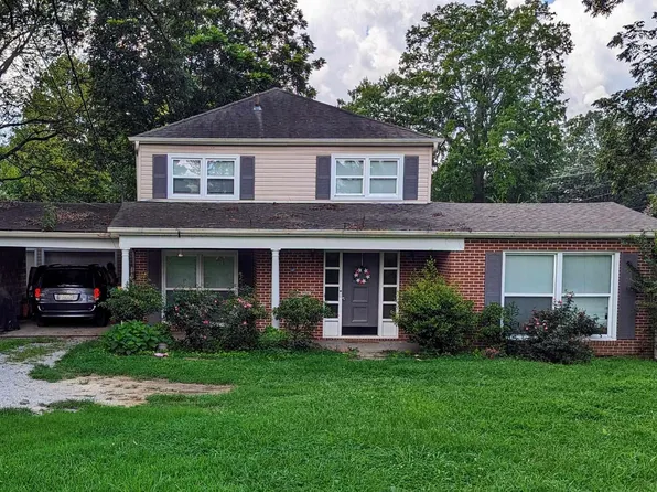702 S Scott St, Scottsboro, AL 35768