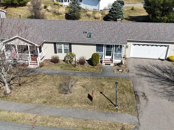 2802 Green St, Middleboro, MA 02346