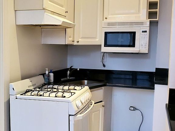 4th image of 64 W 9th St APT 4s
