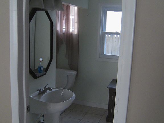 5th image of 203 Elizabeth Ave #Home