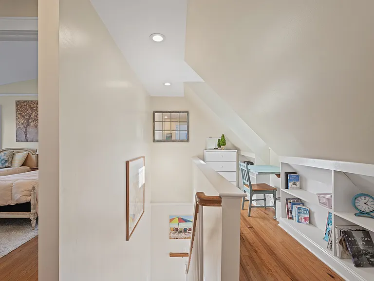 21 Summit Blvd — Photo 15