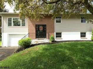 324 Madison St, State College, PA 16801
