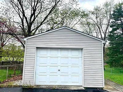 475 Hillview Rd — Photo 20