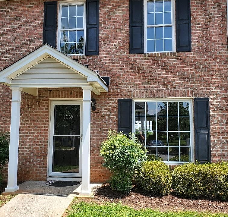 1st image of 1065 Haymore Dr