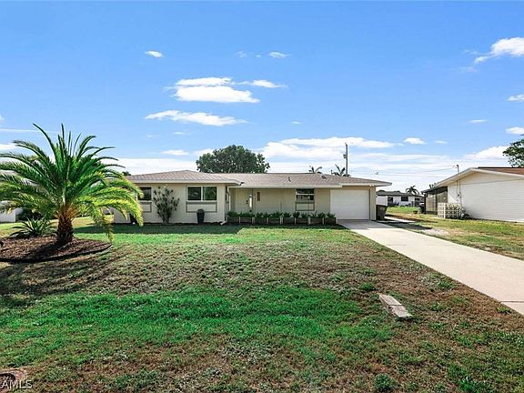 3rd image of 2635 SE 18th Pl