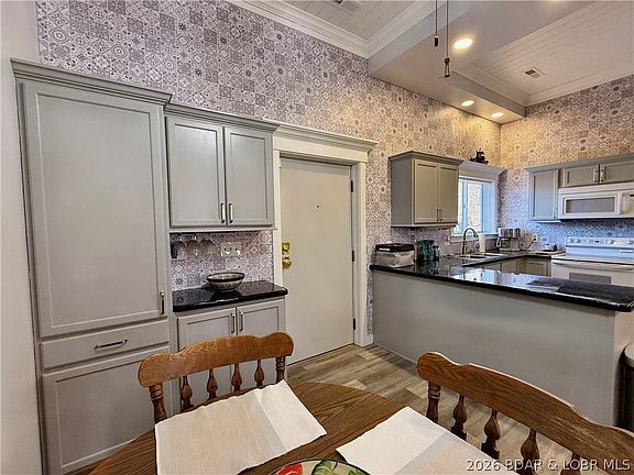 5th image of 436 Country Mile Rd