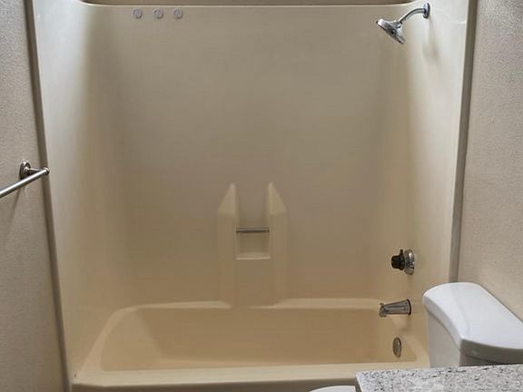 5th image of 3908 Yellowstone Cir