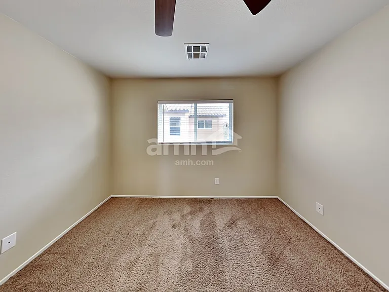 29 Belden Ave — Photo 20