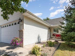 225 S Elm St, Belle Plaine, MN 56011