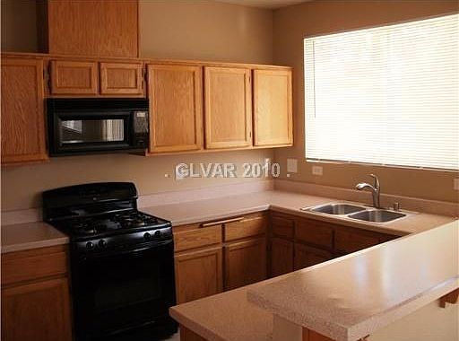 2nd image of 6657 Coral Falls Cir