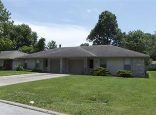 1456 E Camino Alto St, Springfield, MO 65804