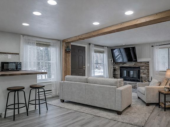 5th image of 160 Creekside Dr #20