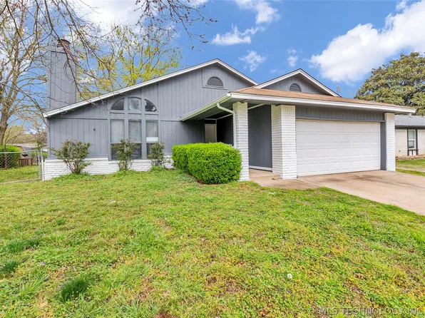 2704 Bahama Ave, Sand Springs, OK 74063