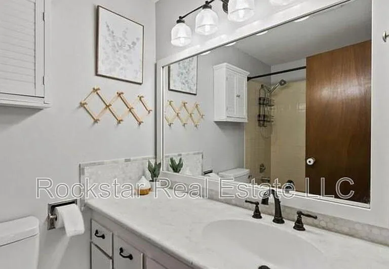 11217 E 11th Ave — Photo 10