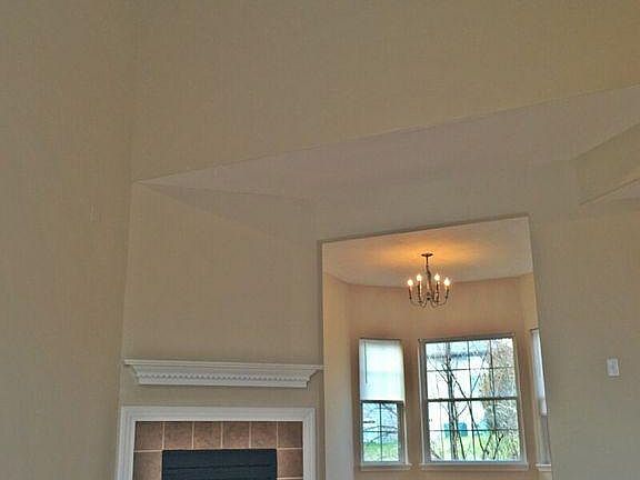 5th image of 321 Silver Creek Way