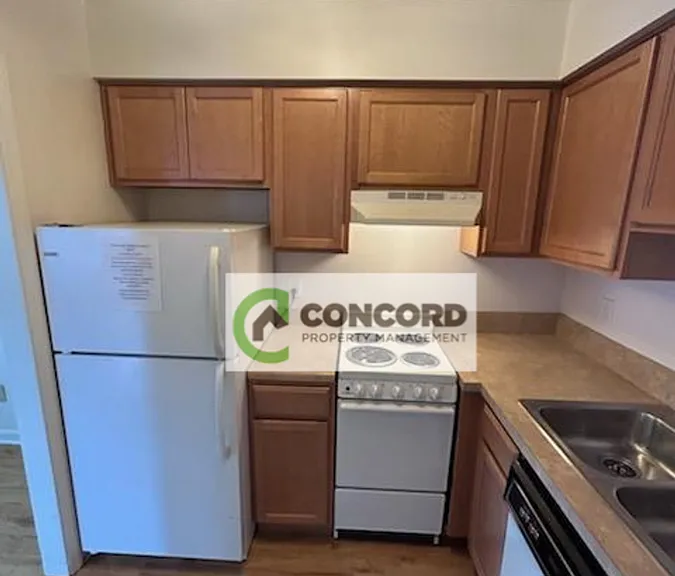 620 Fairmont St #C — Photo 6