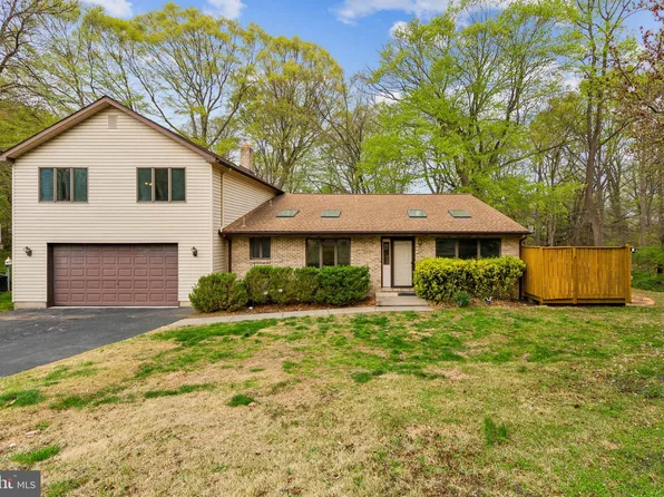 140 Glenoak Rd, Wilmington, DE 19805