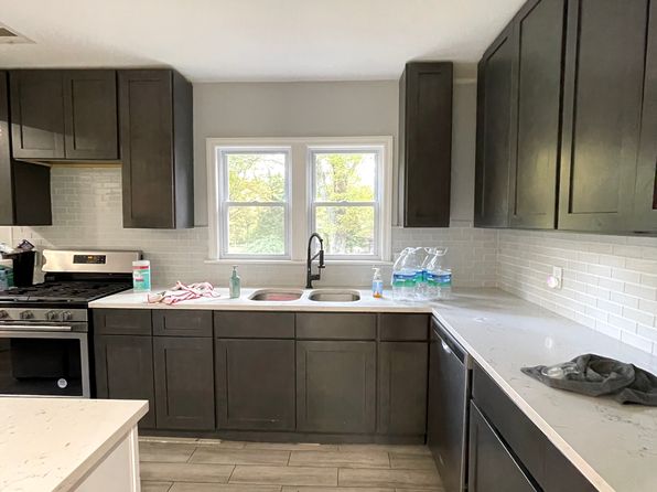 627 Haverstraw Rd