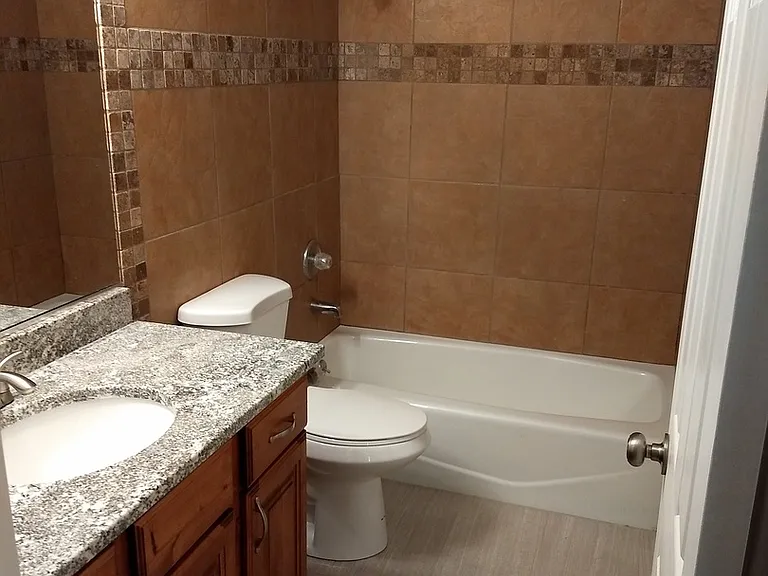 438 Stone Mountain Dr #4 — Photo 8