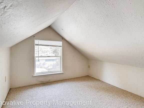 5th image of 2231 24th Ave APT 4