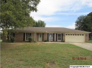 924 Hillwood Dr SW, Decatur, AL 35601