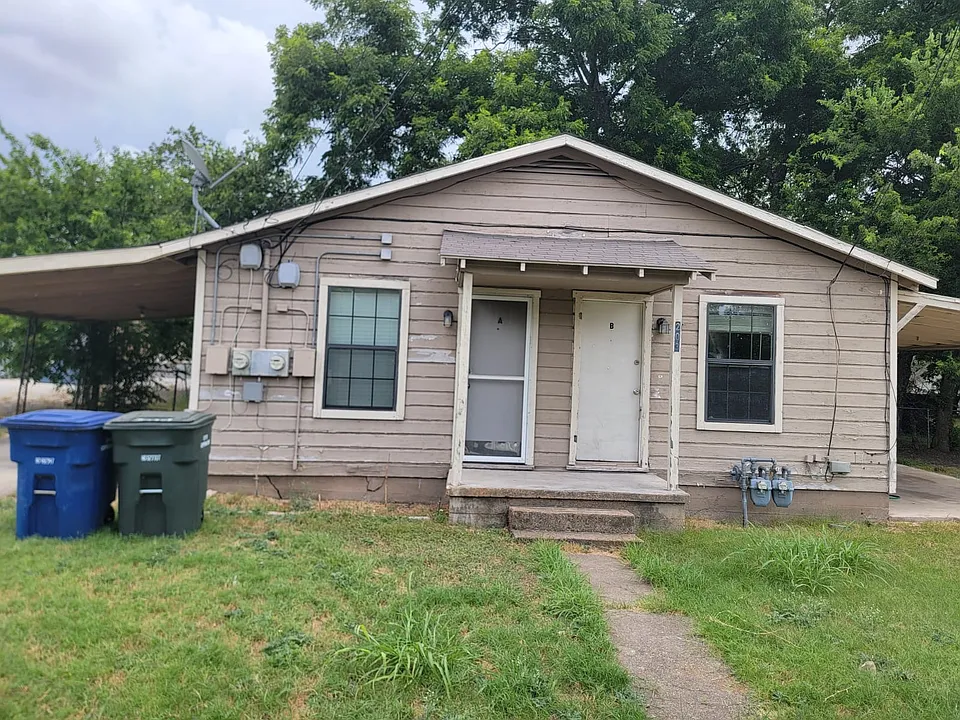 203 Veterans Ave #B-1