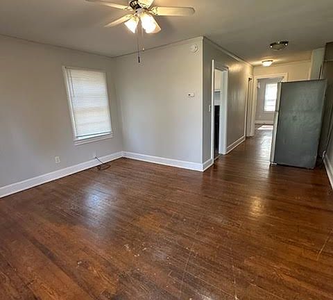 2nd image of 117 White Oak Dr Unit A