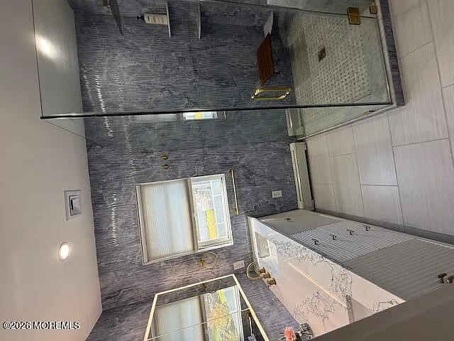 293 Lawrence Ave — Photo 18