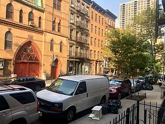 Rented by Urban Real Estate Inc