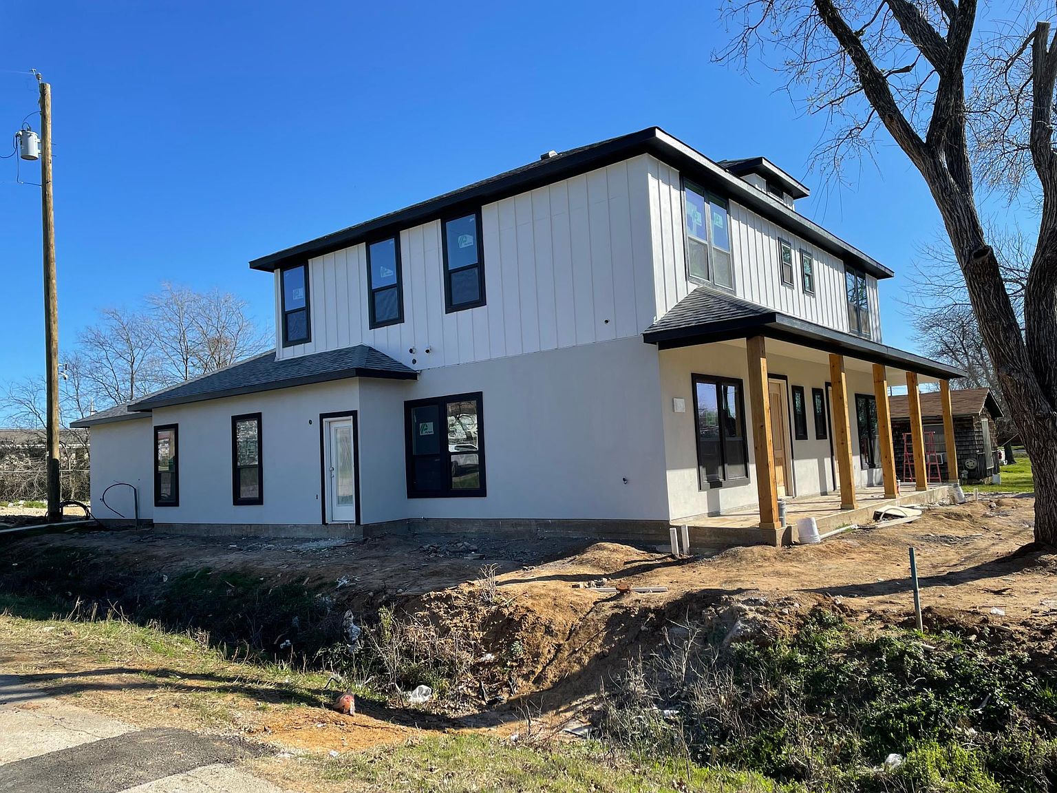 130 W 5th St UNIT B, Kennedale, TX 76060 Zillow