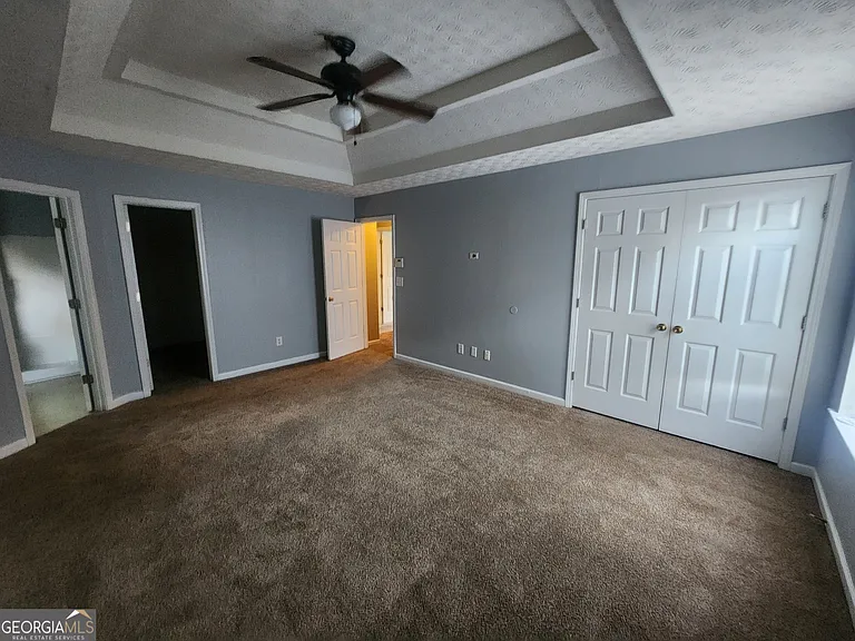 5748 Wellborn Creek Dr — Photo 7