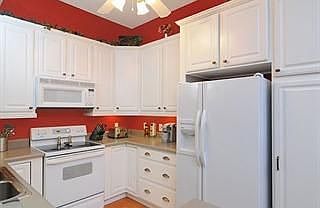 5th image of 8149 Pepperdine Way
