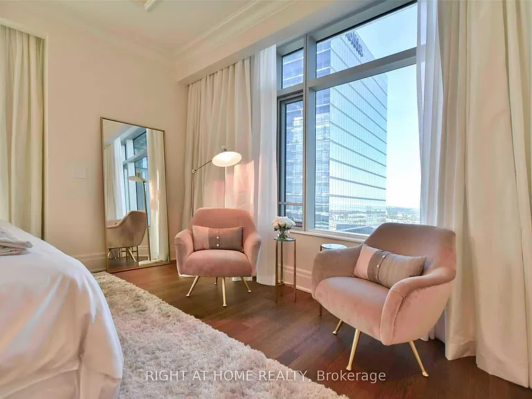 311 Bay St #3503 — Photo 9